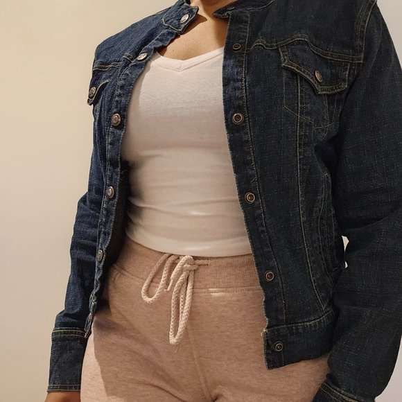 Cute Jean Jacket - Dark Wash - Picture 4 of 11